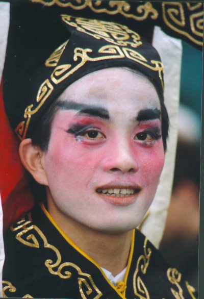 nouvel_an_chinois_01.jpg (44046 octets)