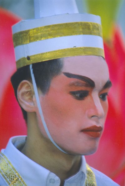 nouvel_an_chinois_02.jpg (34846 octets)
