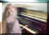 la_lecon_de_piano1.jpg (29064 octets)